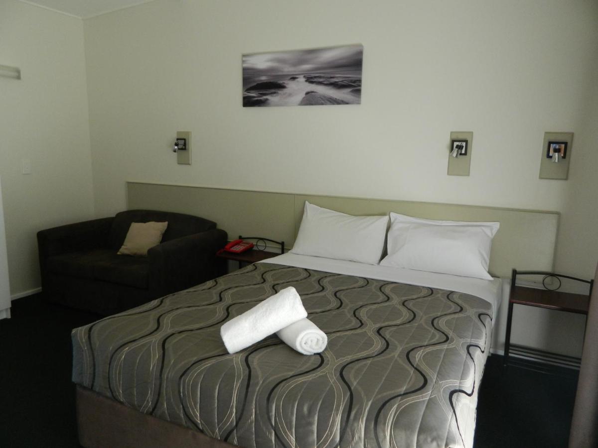 توومبا Coachman Motel المظهر الخارجي الصورة