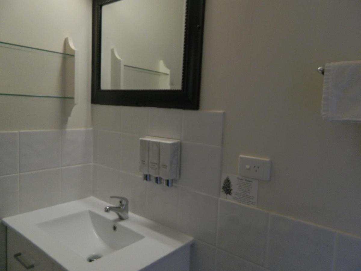توومبا Coachman Motel المظهر الخارجي الصورة